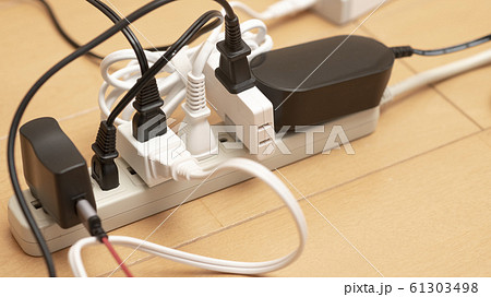 タコ足配線 タコ足配線 61303498