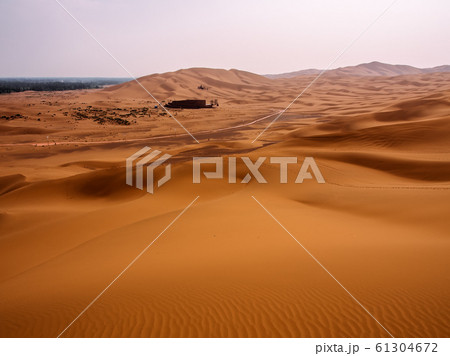 新疆ウイグル自治区・クムタグ砂漠 / Kumutage Desert, Xinjiang,China 新疆ウイグル自治区・クムタグ砂漠 / Kumutage Desert, Xinjiang,China 61304672