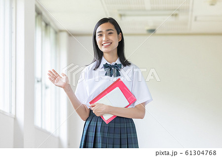 女子高生 廊下 女子高生 廊下 61304768
