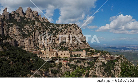 聖地モンセラット スペイン カタルーニャ地方 (バルセロナ近郊) 聖地モンセラット スペイン カタルーニャ地方 (バルセロナ近郊) 61307552