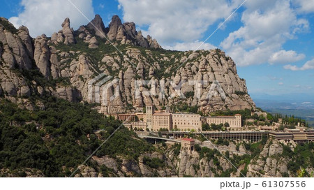 聖地モンセラット　スペイン カタルーニャ地方 (バルセロナ近郊) 61307556