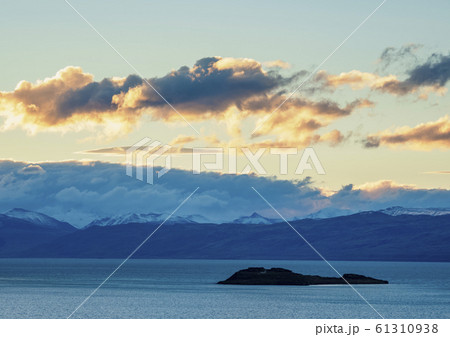 Sunset over Lake Argentino in El Calafate, Sunset over Lake Argentino in El Calafate, 61310938