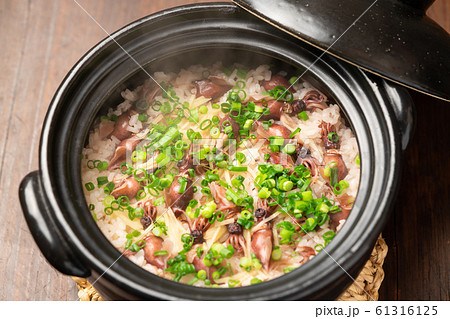 ホタルイカの炊き込みご飯 ホタルイカの炊き込みご飯 61316125