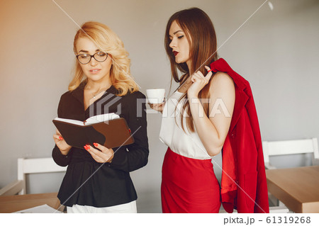 Girls with coffee Girls with coffee 61319268