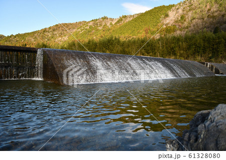 四万十川上流域の堰堤 四万十川上流域の堰堤 61328080