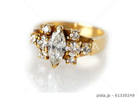 ダイヤモンドの指輪 ダイヤモンドの指輪 61330249