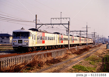 日本国有鉄道　高シマ　185系200番台　デビュー時前面幕　1981〜1985 185 series - Wikipedia
