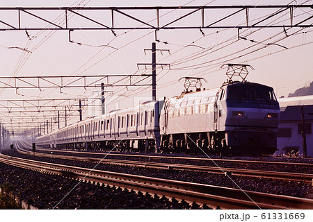 1996年 東海道線を走るEF66114の牽くE217系甲種輸送 1996年 東海道線を走るEF66114の牽くE217系甲種輸送 61331669
