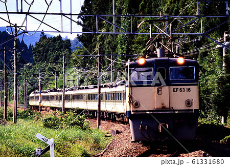 1996年　碓氷峠を行くEF6316の牽く489系L特急あさま号 61331680