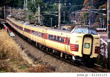 1996年 中央西線を行く381系L特急しなの9両の写真素材 [61332125] - PIXTA