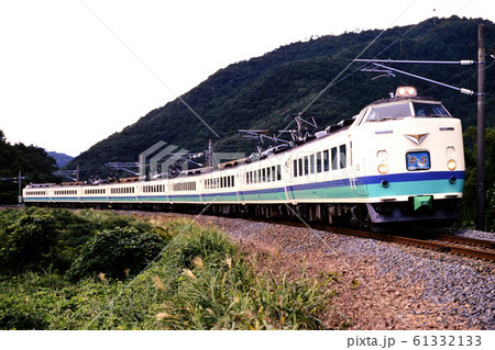 1996年 疋田ループ線を行く485系L特急雷鳥9両 1996年 疋田ループ線を行く485系L特急雷鳥9両 61332133
