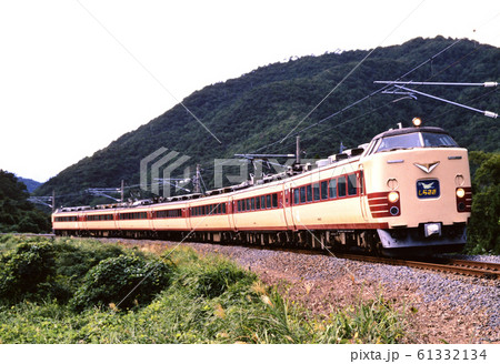 1996年 疋田ループ線を行く485系L特急しらさぎ7両 1996年 疋田ループ線を行く485系L特急しらさぎ7両 61332134