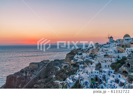 Oia village at sunset, Santorini island Oia village at sunset, Santorini island 61332722