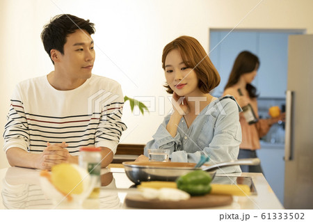 韓国人 男 男性 61333502