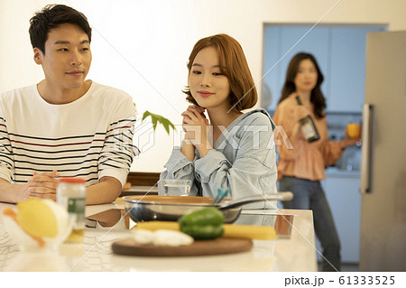 韓国人 男 男性 61333525