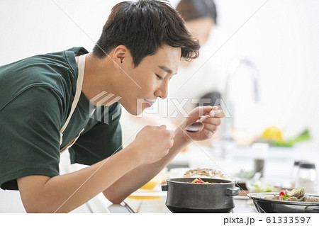 韓国人 夫 旦那 61333597