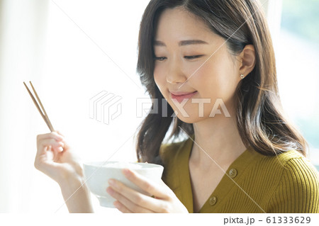 韓国人 女性 女 61333629