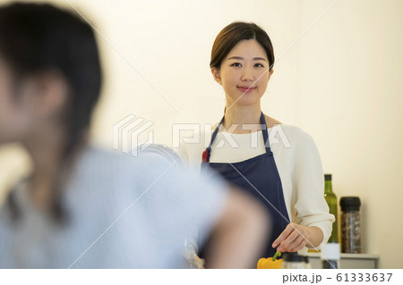 韓国人 ママ 母 61333637