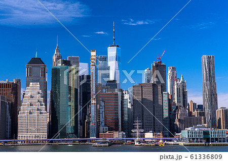 《ニューヨーク》マンハッタンの眺め・ブルックリンハイツプロムナード 61336809