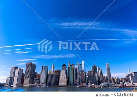 《ニューヨーク》マンハッタンの眺め・ブルックリンハイツプロムナード 61336842