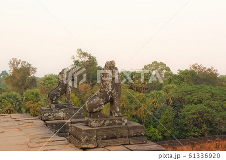 プレループ遺跡　アンコールワット遺跡群　夕日　シェムリアップ　世界遺産　カンボジア　観光地　海外旅 61336920