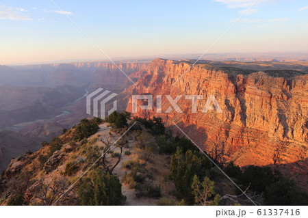 夕方のグランドキャニオン アメリカ アリゾナ 夕方のグランドキャニオン アメリカ アリゾナ 61337416