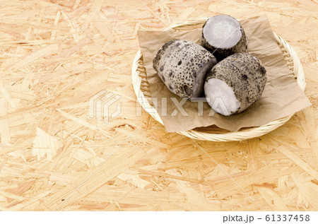 田芋 ターンム  61337458