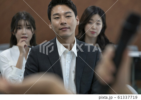 韓国人 男 男性 61337719