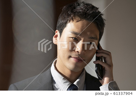 韓国人 男 男性 61337904