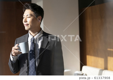 韓国人 男 男性 61337908