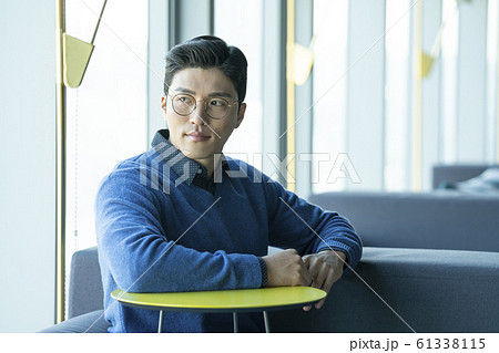 韓国人 男 男性 61338115