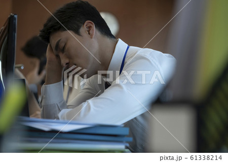 韓国人 男 男性 61338214