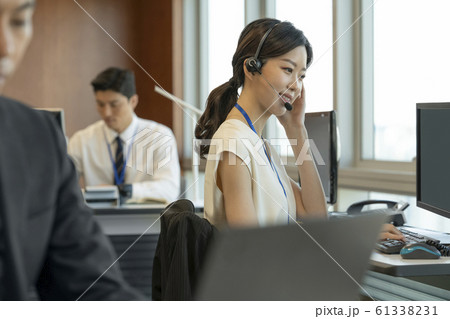 韓国人 女性 女 61338231