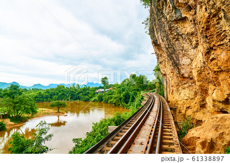 タイ　カンチャナブリ　アルヒル桟道橋 61338897