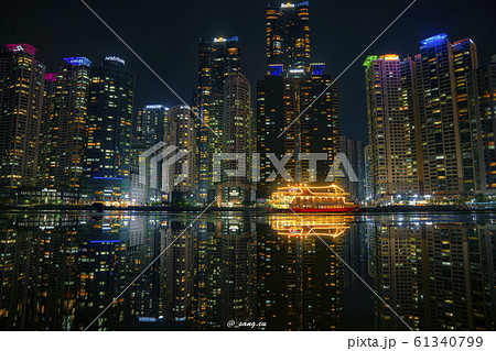 建物 夜 都市 61340799