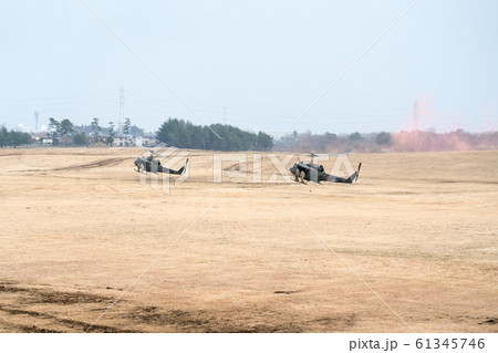 陸上自衛隊 UH-1J 多用途ヘリコプター 61345746