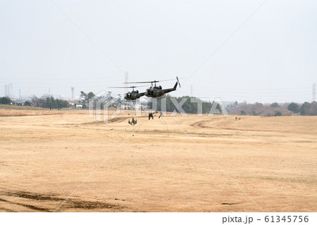 陸上自衛隊 UH-1J 多用途ヘリコプター 61345756