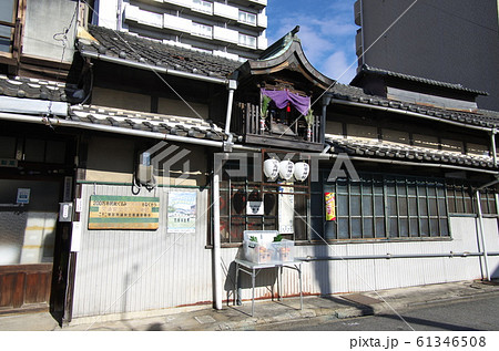 名古屋市：元日の屋根神〔西区栄生1丁目〕 61346508