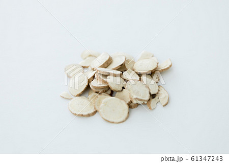 漢方　生薬　シャクヤク　芍薬 61347243