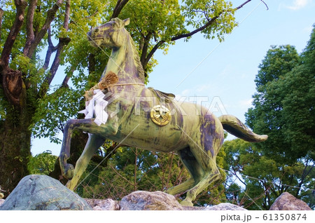 真清田神社、神馬の銅像 61350874