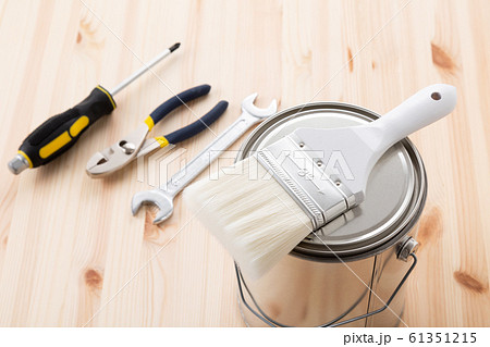 ペンキ ペンキ 61351215