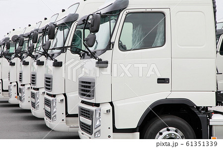 トラック 物流 ロジスティクス トラック 物流 ロジスティクス 61351339