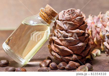 Pine nut oil is traditionally used in the treatment of skin diseases. This is an excellent tool for healing wounds, cuts and burns. 61354310