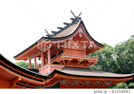 神社の屋根 神社の屋根 61358061