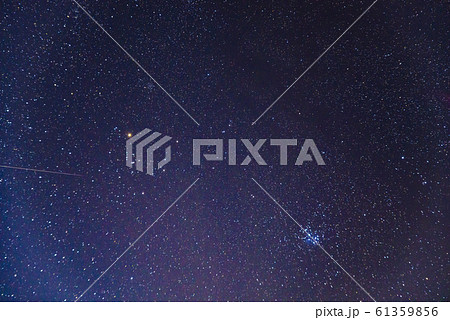 満天の星空 61359856