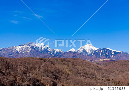 八ヶ岳高原大橋からの八ヶ岳眺望、冬 61365083