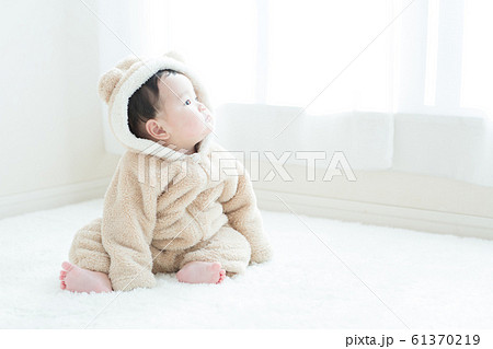 6ヶ月のかわいい赤ちゃんの写真素材