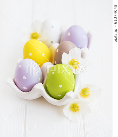 Easter eggs in tray Easter eggs in tray 61374048