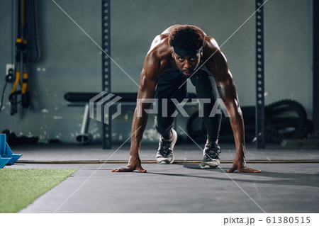 Sportsman Getting Ready For Dash 61380515