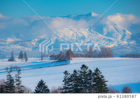 雪山の風景 61380587